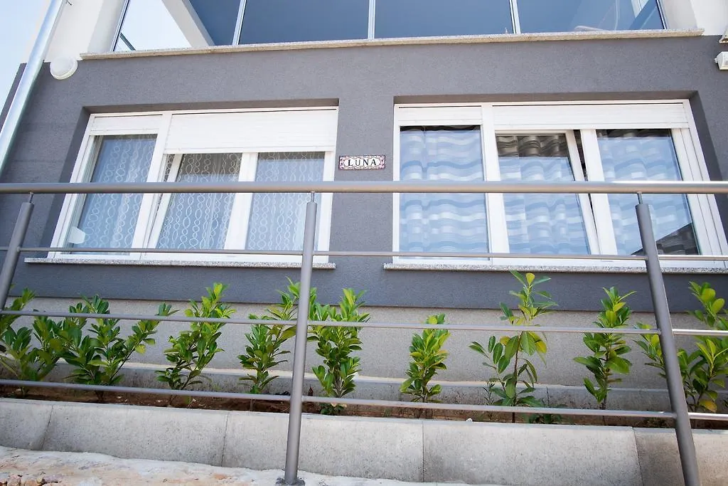 Luxury Spa Apartment Luna Njivice Hırvatistan