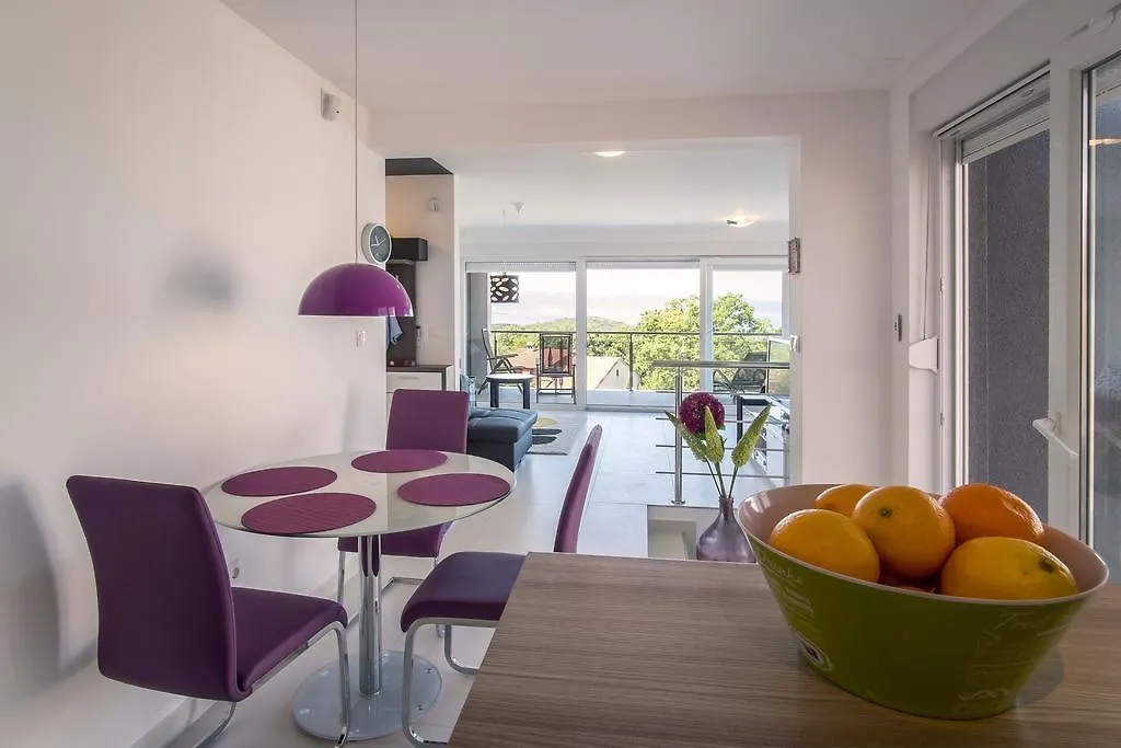 Luxury Spa Apartment Luna Njivice Hırvatistan