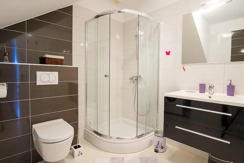 Luxury Spa Apartment Luna 0*, Njivice Croatia